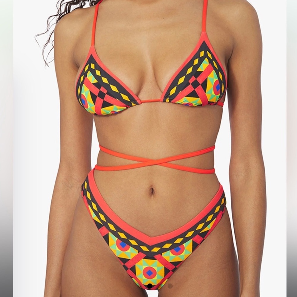NWT WeWoreWhat Mosaic Bikini Set